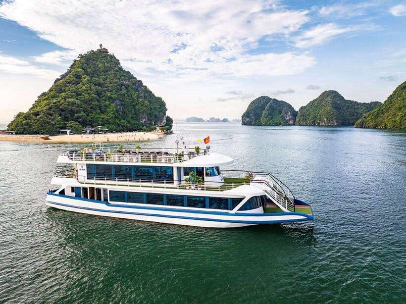 Hanoi: Ha Long Bay Day Trip - Luxury Cruise & Buffet Lunch - Ti Top Island for swimming and a high view