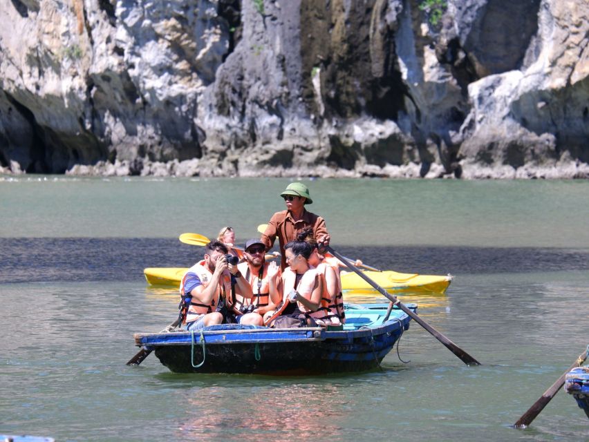 Hanoi: Islands & Caves Ha Long Cruise with Lunch & Kayaking - Seafood lunch with a view