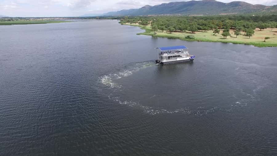 Hartbeespoort: 2-Hour Dam Cruise with South African Food - Why the dam cruise works so well