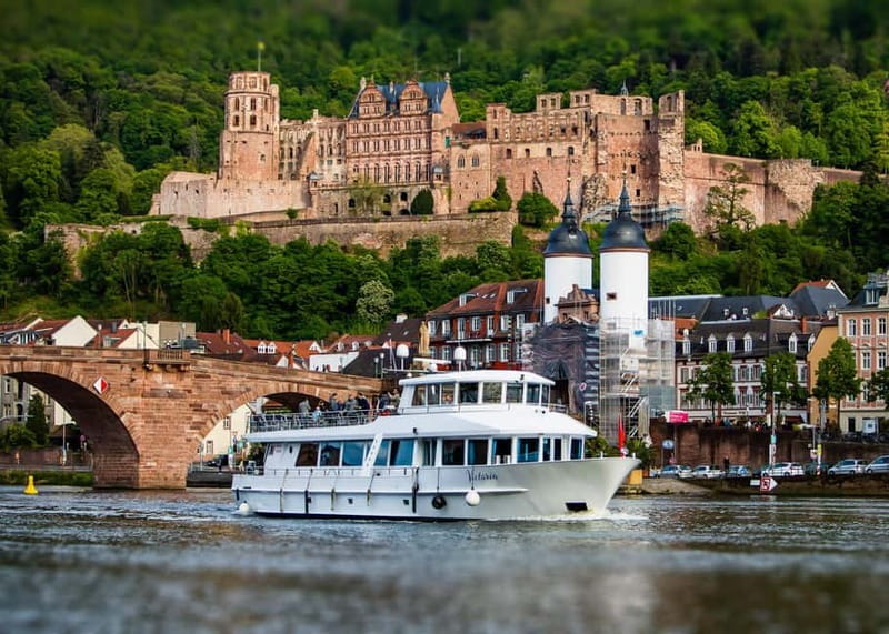 Heidelberg: Neckar River Sightseeing Boat Tour with Drink - Drinks, seating, and onboard comfort