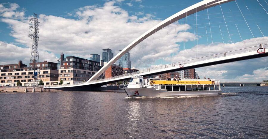 Helsinki: City Highlights 1.5-Hour Archipelago Cruise - Suomenlinna without leaving the boat