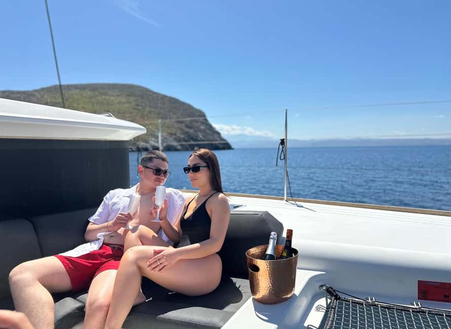 Heraklion Luxury Sailing Catamaran Dia Island | Gourmet Menu - Who should book this catamaran?