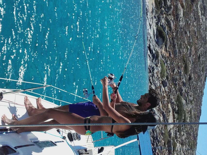 Heraklion: Sailboat Cruise to Dia Island with Drinks & Lunch - Choosing between shared, private, and coastal trips