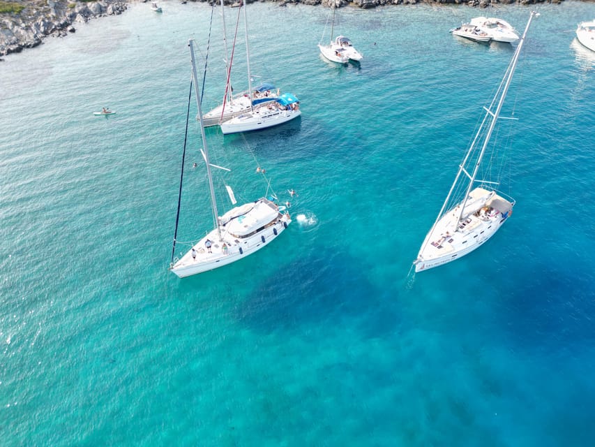 Heraklion: Sailing Cruise to Dia Island with Drinks and Meal - The crew and the feel of the boat