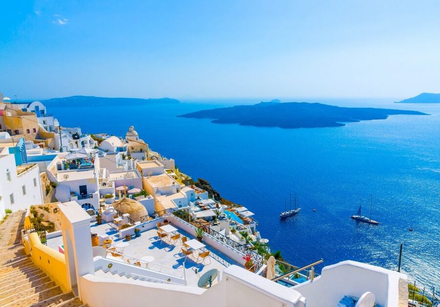 Heraklion: Santorini Day Trip with Boat Transfer & Oia Visit - The real pace of an 11-hour day