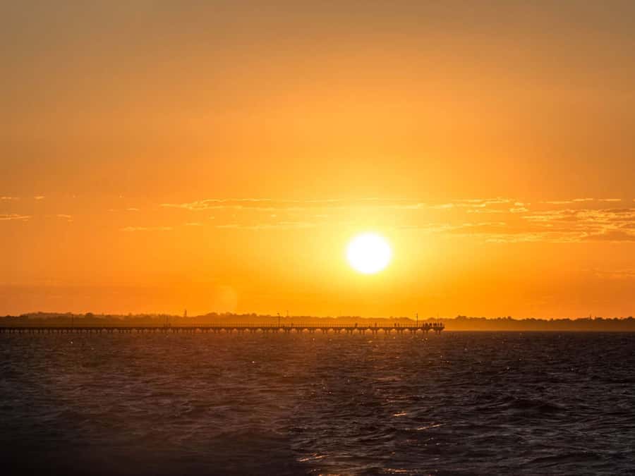 Hervey Bay: Sunset Cruise to Great Sandy Marine Park - Sunset, bubbles, and the return to port