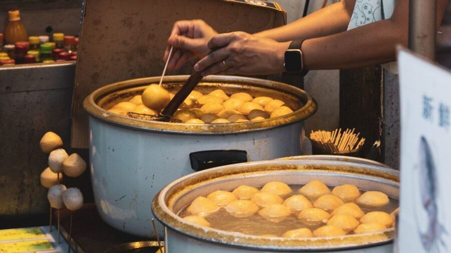 Hong Kong: Dolphin Cruise, Big Buddha & Lantau Island Tour - Key points to know before you book