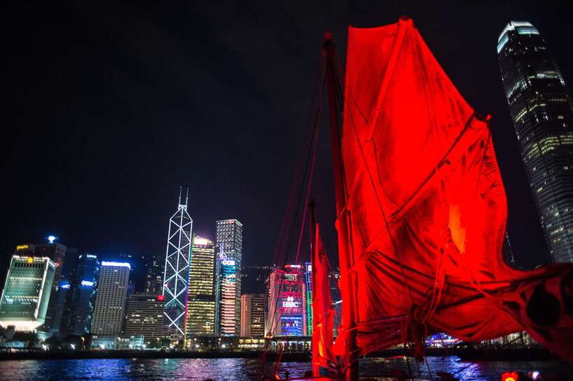 Hong Kong: Dukling, Antique Boat Tour in Victoria Harbour - Wind, weather, and comfort on the water