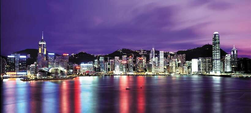 Hong Kong: Victoria Harbor Symphony Unlimited Drink Cruise - Is the $10 price worth it?