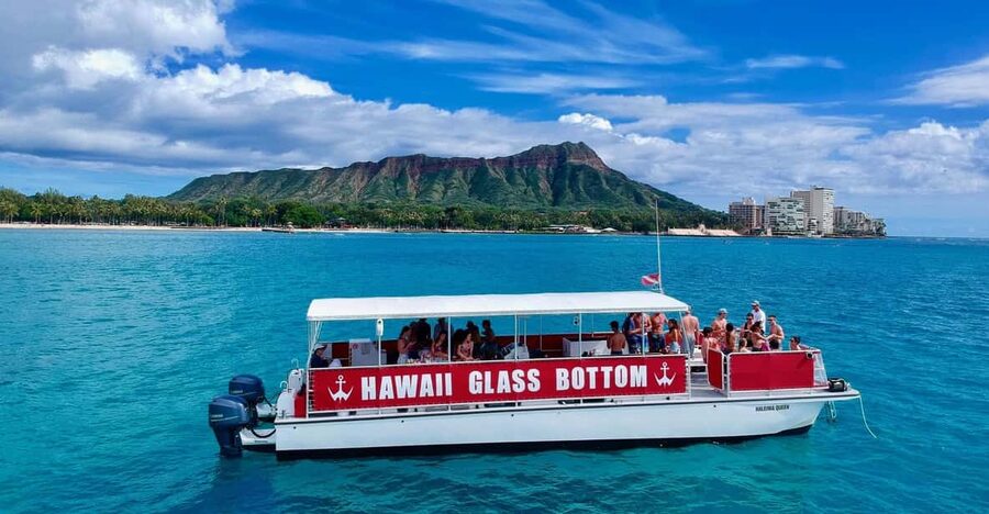 Honolulu: Glass Bottom Boat Tour along Oahu's South Shore - Leaving Kewalo Basin for Oahu’s South Shore