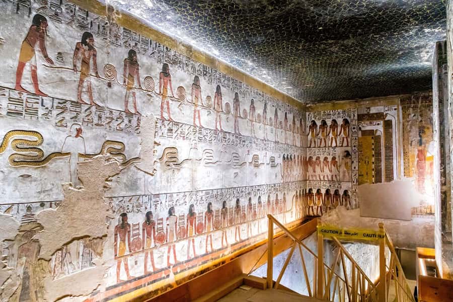 Hurghada: 2-Day Luxor Tour with Hotel, Balloon, & Boat Ride - The balloon flight before breakfast