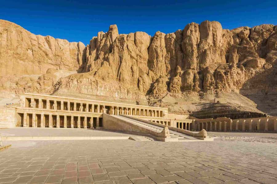 Hurghada: 2-Day Luxor Tour with Hotel, Balloon, & Boat Ride - The Valley of the Kings and Hatshepsut