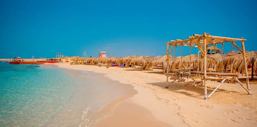 Hurghada: Hula Hula Cruise with Lunch, Massage, & Snorkeling - Water sports that keep the group moving