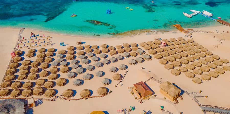 Hurghada: Hula Hula Cruise with Lunch, Massage, & Snorkeling - Choosing between the 7-hour yacht and 3-hour speedboat