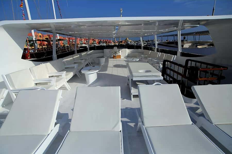 Hurghada: Luxury Cruise Trip to Orange Bay with Lunch - Key points to know before booking