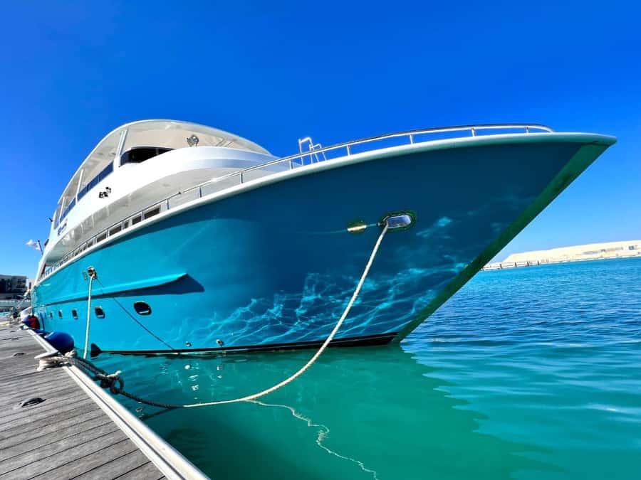 Hurghada: Luxury Cruise Trip to Orange Bay with Lunch - Orange Bay before the morning crowds