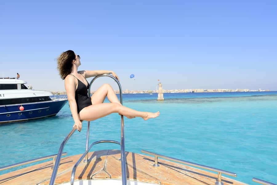 Hurghada: Orange Bay Island Boat Trip w/ Breakfast and Lunch - Lunch on the Boat