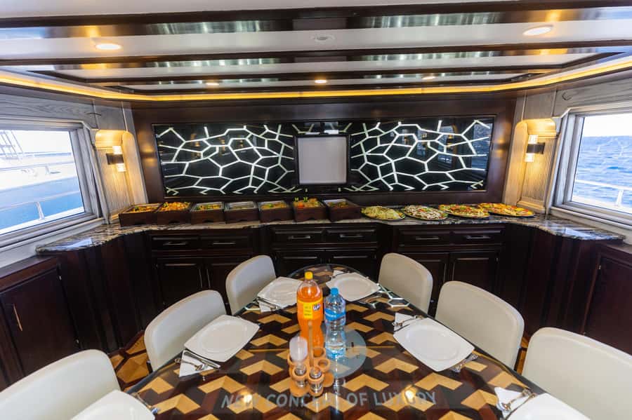 Hurghada: Royal Luxury VIP Cruise to Orange Bay with Lunch - Orange Bay, the beach stop with limited time