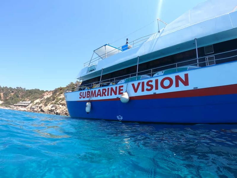 Ibiza: Es Vedrà Boat Tour with Swimming Stop - Es Vedrà and the view toward Atlantis