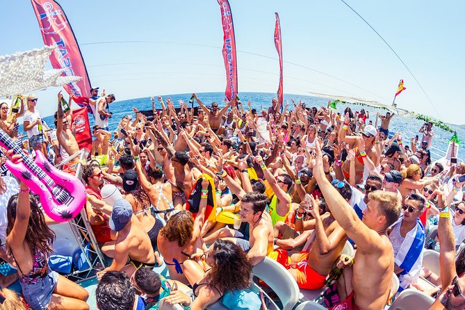 Ibiza Ocean Club Boat Party with 3 Hours Premium Drinks and DJ - The swim stop and the 4-meter jump