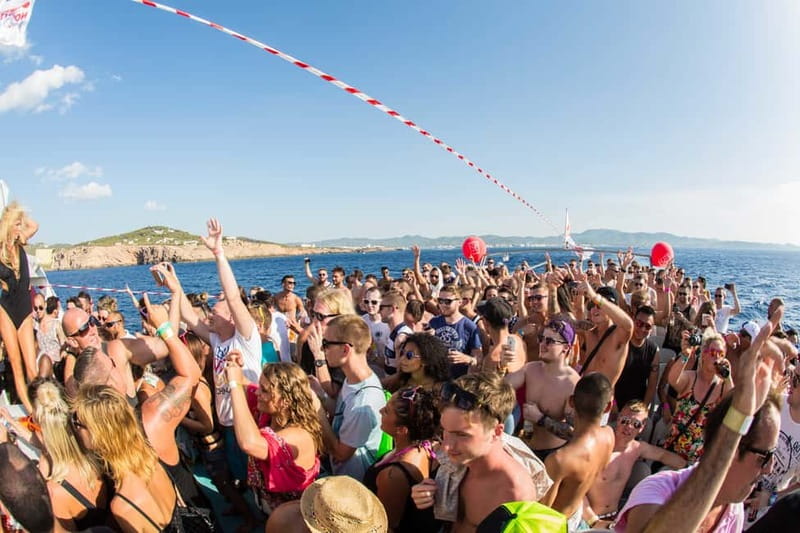 Ibiza: Sunset Boat Party Cruise with DJs with 2 Clubs - West along the Ibiza coast