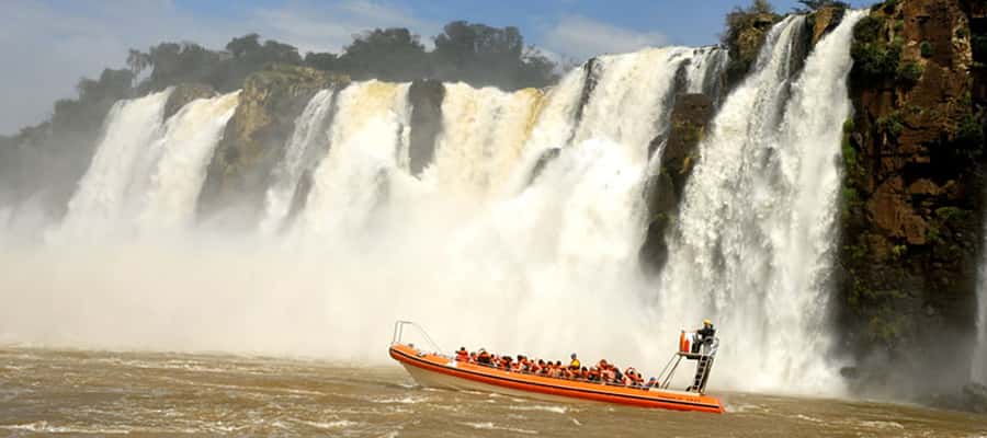 Iguazu Falls: Gran Aventura Boat and Argentinian Falls Tour - Why the Gran Aventura boat is the main event