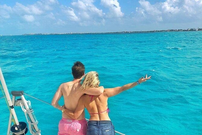 Isla Mujeres Catamaran Tour with Snorkel, Open bar and Transport - Who will enjoy this Isla Mujeres trip