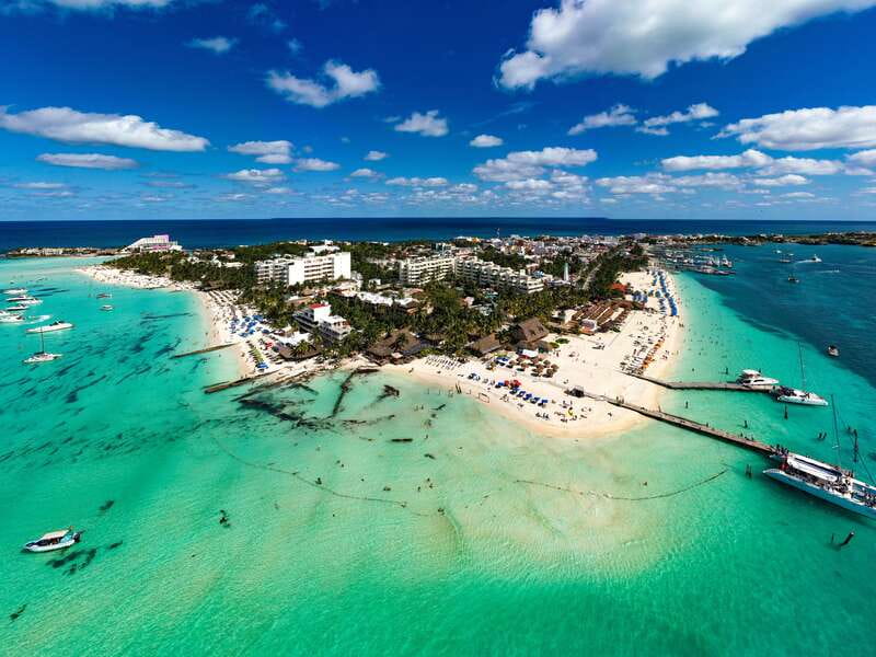 Isla Mujeres: Catamaran with Open Bar, Snorkeling and Lunch - Getting to Marina Las Perlas and starting the day