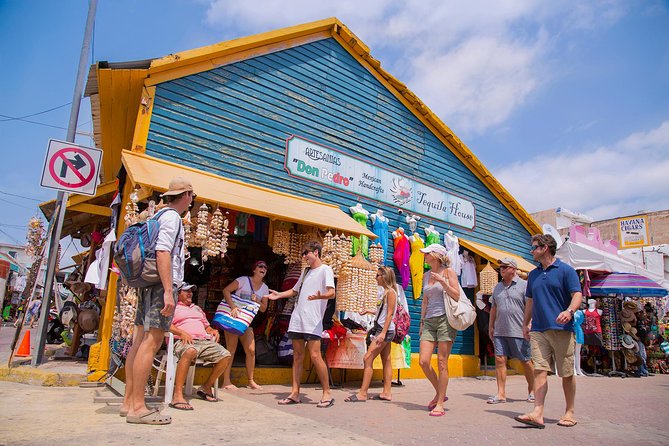 Isla Mujeres Luxury Sailing: Adults Only or Family Friendly - Family friendly or adults only?