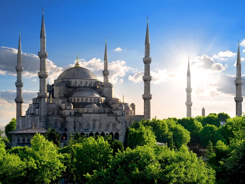 Istanbul: Basilica, Hagia Sophia, Blue Mosque Tour & Cruise - Why the guide matters here