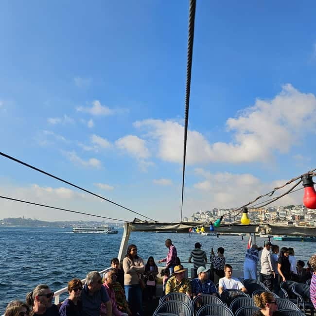 Istanbul Bosphorus: 3-Hour Day Cruise's with Asian Side Stop - Why the Bosphorus is best seen from a boat