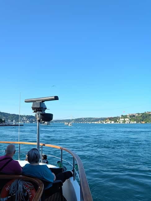 Istanbul Bosphorus: 3-Hour Day Cruise's with Asian Side Stop - Boat comfort, views, and practical details