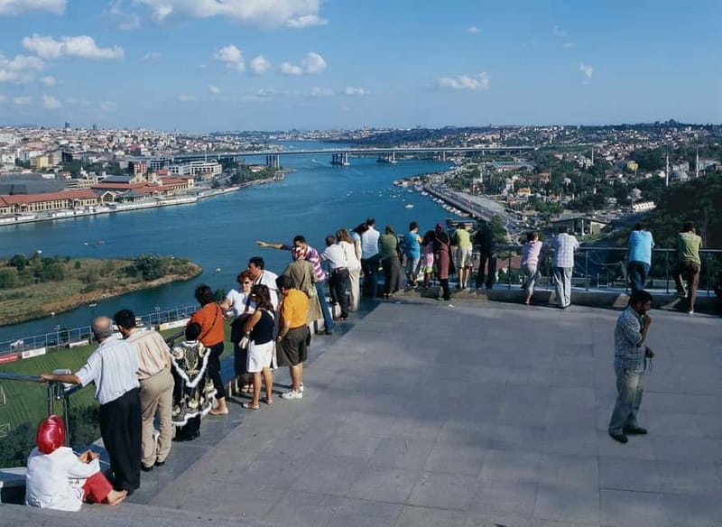 Istanbul: Bosphorus Cruise, Golden Horn, & Pierre Loti Hill - Eyüp Sultan Mosque and the story of Abu Ayyub al-Ansari
