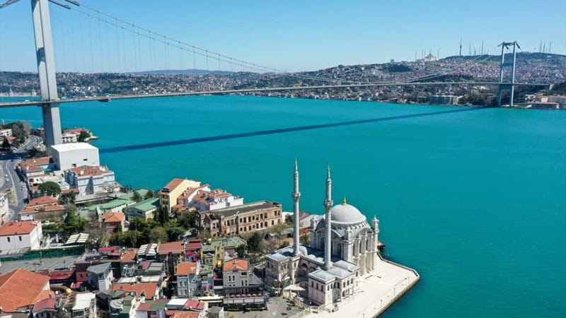 Istanbul: Bosphorus Cruise, Golden Horn, & Pierre Loti Hill - Starting along the Golden Horn