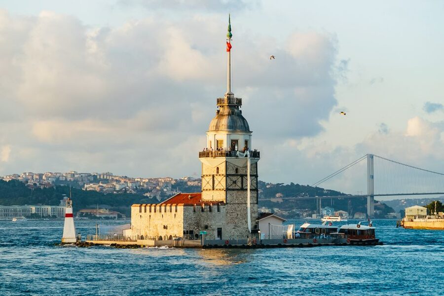 Istanbul: Bosphorus Cruise w/Audio Guide and Sunset Option - Beylerbeyi Palace and Maiden’s Tower