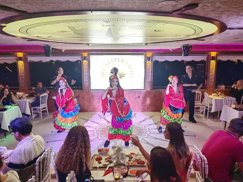 Istanbul: Bosphorus Dinner Cruise & Show with Private Table - Private tables, transfers, and the evening schedule