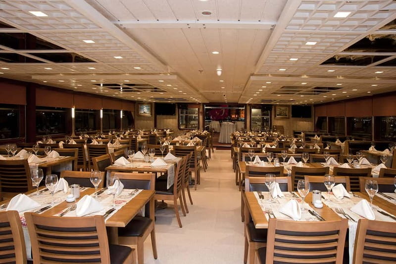 Istanbul: Bosphorus Dinner Cruise & Turkish Night Show - The two bridges and the Asian shore