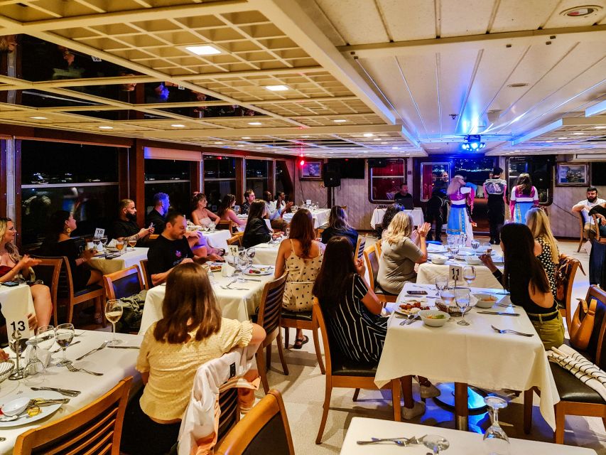 Istanbul: Bosphorus Dinner Cruise w/ Drinks & Entertainment - How much value do you get for $35?