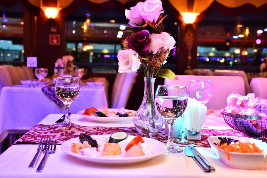 Istanbul: Bosphorus Dinner Cruise with Turkish Night Show - Should you book this Istanbul night cruise?