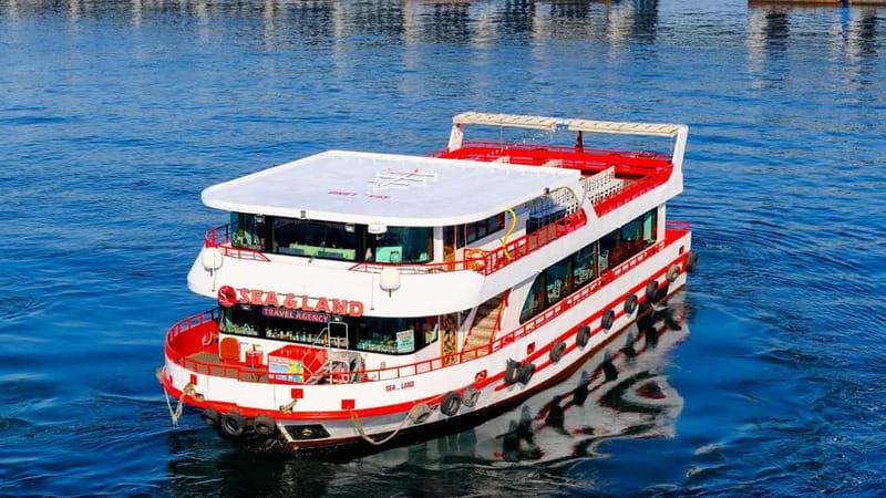 Istanbul: Bosphorus Sightseeing Cruise Tour with Audio Guide - Palaces, mosques, and bridges from Beşiktaş to Ortaköy