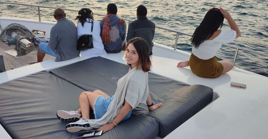 Istanbul: Bosphorus Sunset Cruise on Yacht with Live Guide - Key points to know before booking