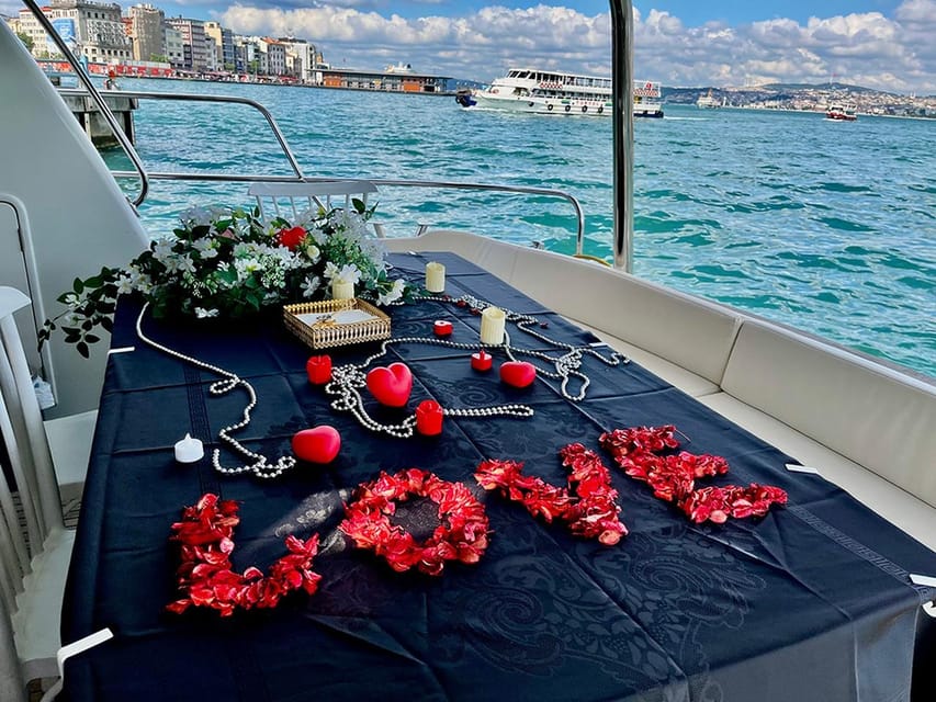 Istanbul: Bosphorus Yacht Cruise at Sunset with Snacks - How the $15 Price Holds Up