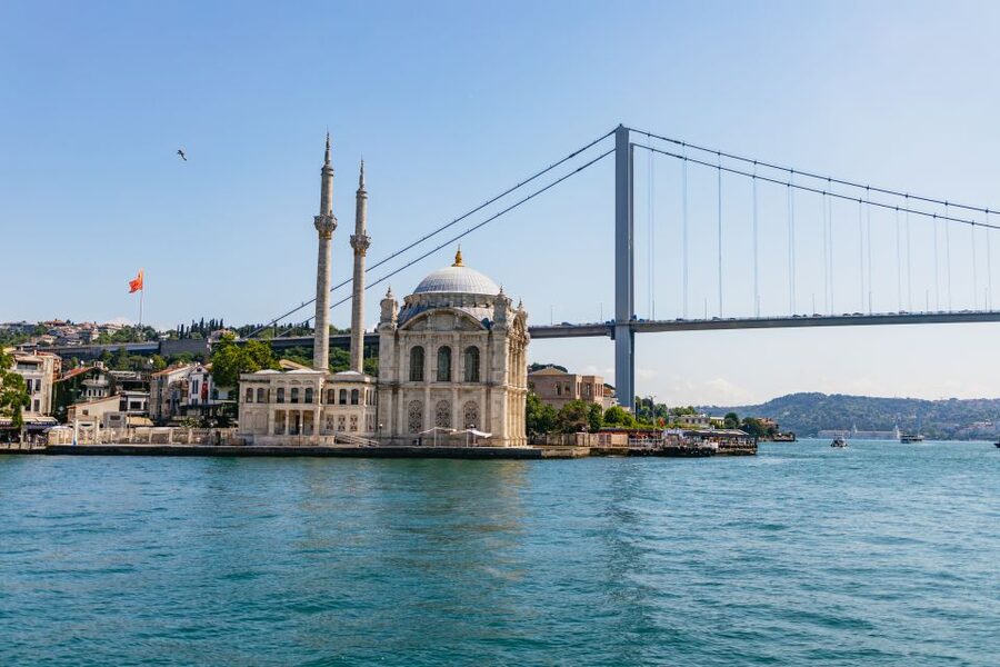Istanbul: Bosphorus Yacht Cruise with Stopover on Asian Side - Under the bridges toward Rumeli Fortress
