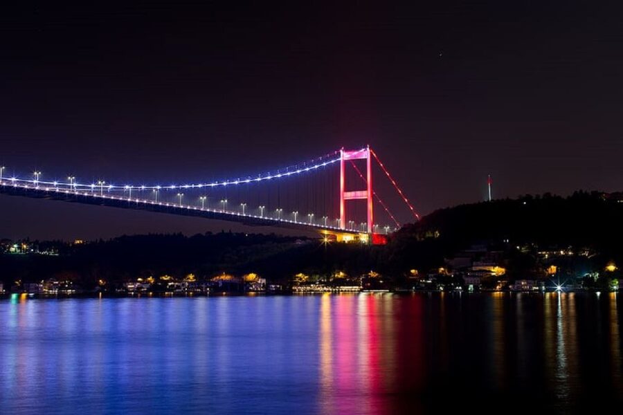 Istanbul: Dinner Cruise on the Bosphorus - Hotel pickup from Istanbul’s European side