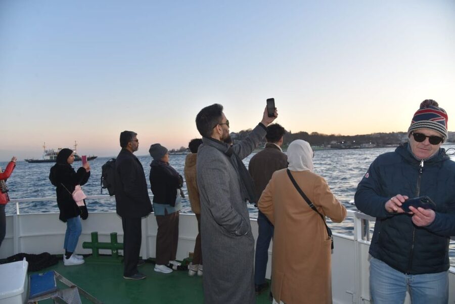 Istanbul: Explore Bosphorous on a Sunset Boat Cruise - Ortaköy Mosque and the bridge crossing