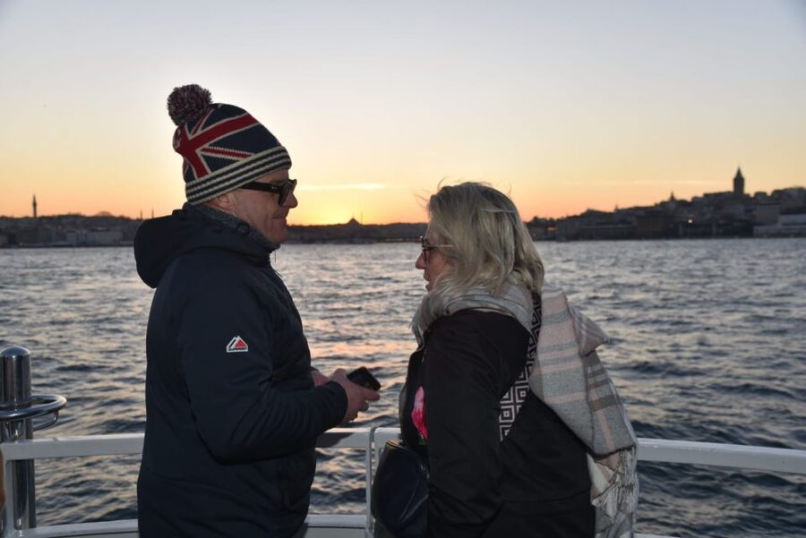 Istanbul: Explore Bosphorous on a Sunset Boat Cruise - Tea, biscuits, seating, and comfort