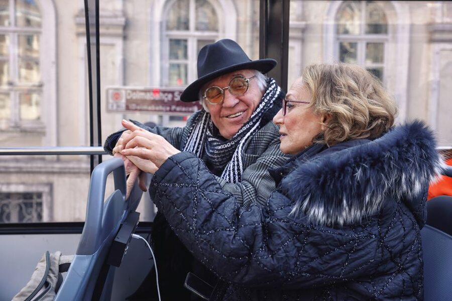 Istanbul: Hop-On-Hop-Off with Optional Audio Tour or Cruise - What the audio commentary adds