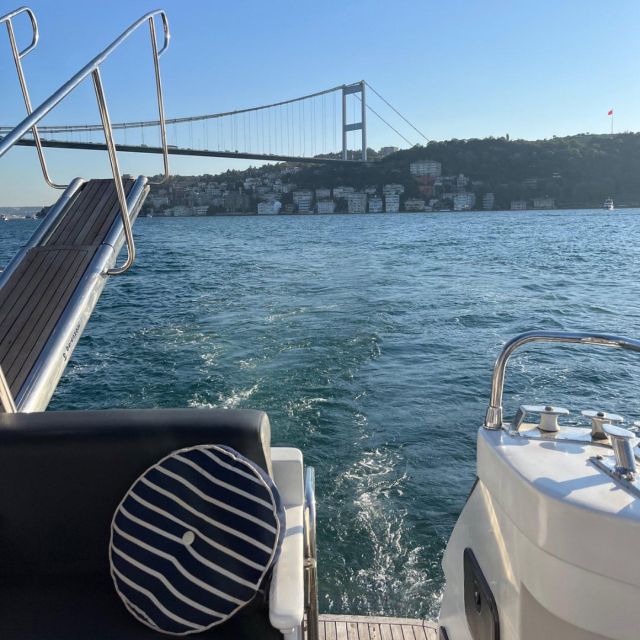 Istanbul: Sunset or Day Small-Group Yacht Cruise with Snacks - Ciragan Palace and Ortakoy Mosque