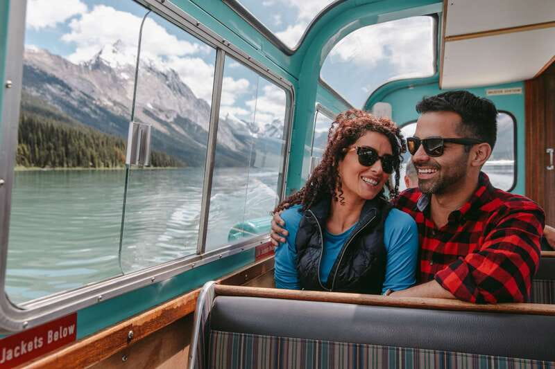 Jasper National Park: Maligne Lake Cruise With Guide - Spirit Island and the Short Nature Stop