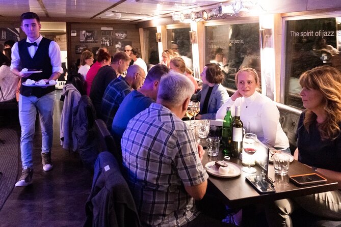 Jazz Boat: Popular LIVE JAZZ dinner cruise - Who will enjoy the Jazz Boat most?